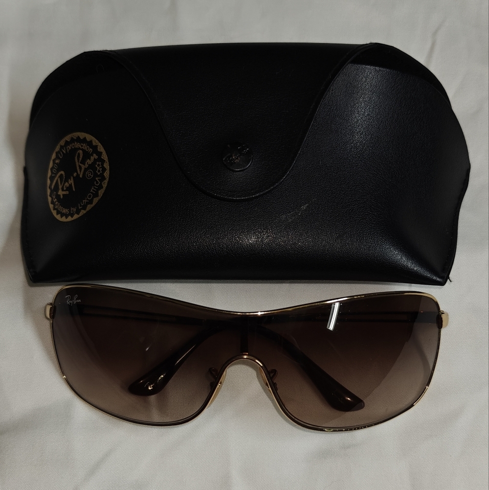 Ray-Ban Women's Gold Frame Brown Lens Sunglasses